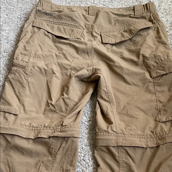 Columbia Men’s 30x34 convertible hiking pants - Picture 5 of 11